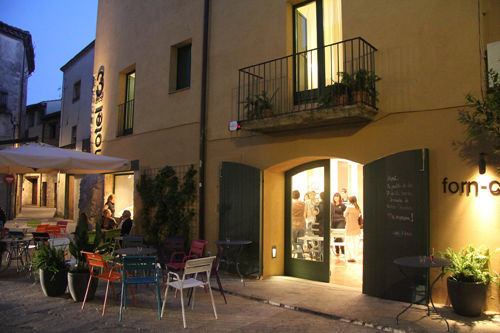Hotel 3 Arcs Besalu Exterior photo
